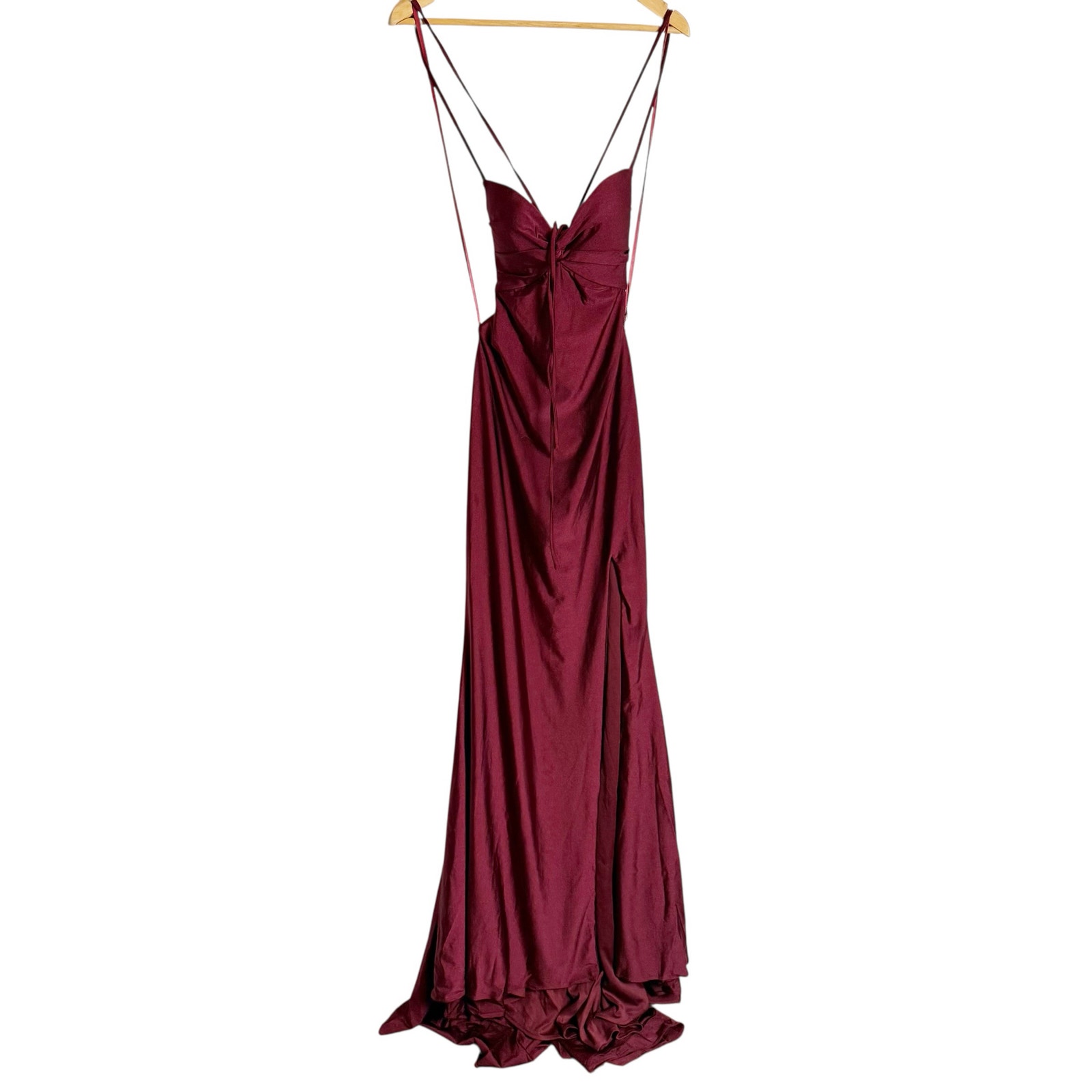 La Femme Wine Red Twist Fromt Strappy Back Long Prom Formal Evening Gown Size 2